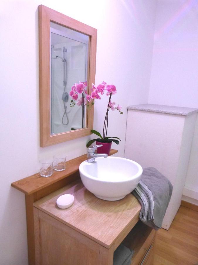 Le 99B Modern Apartment Queen Size Bed Connected Tv Hallennes-lez-Haubourdin Екстериор снимка